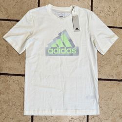 NWT Adidas T-shirt 