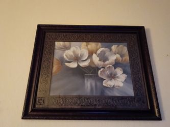 white flower painting decor