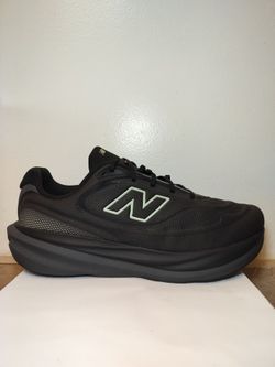 New Balance 1080v15 Men's Size 15 4E (Extra Wide) Black - Like New