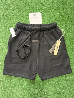 Essential Shorts Black