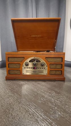 Vintage Crosley 5-in-1 Entertainment Center (Turntable, CD, Cassette, Radio) - TESTED & WORKING!