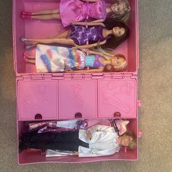 Barbies (3), Ken + Accessories & 3 tote bags