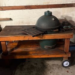 Large Big Green Egg Smoker BBQ