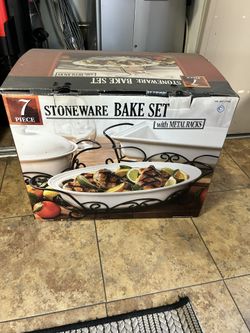 7 piece stoneware bake set