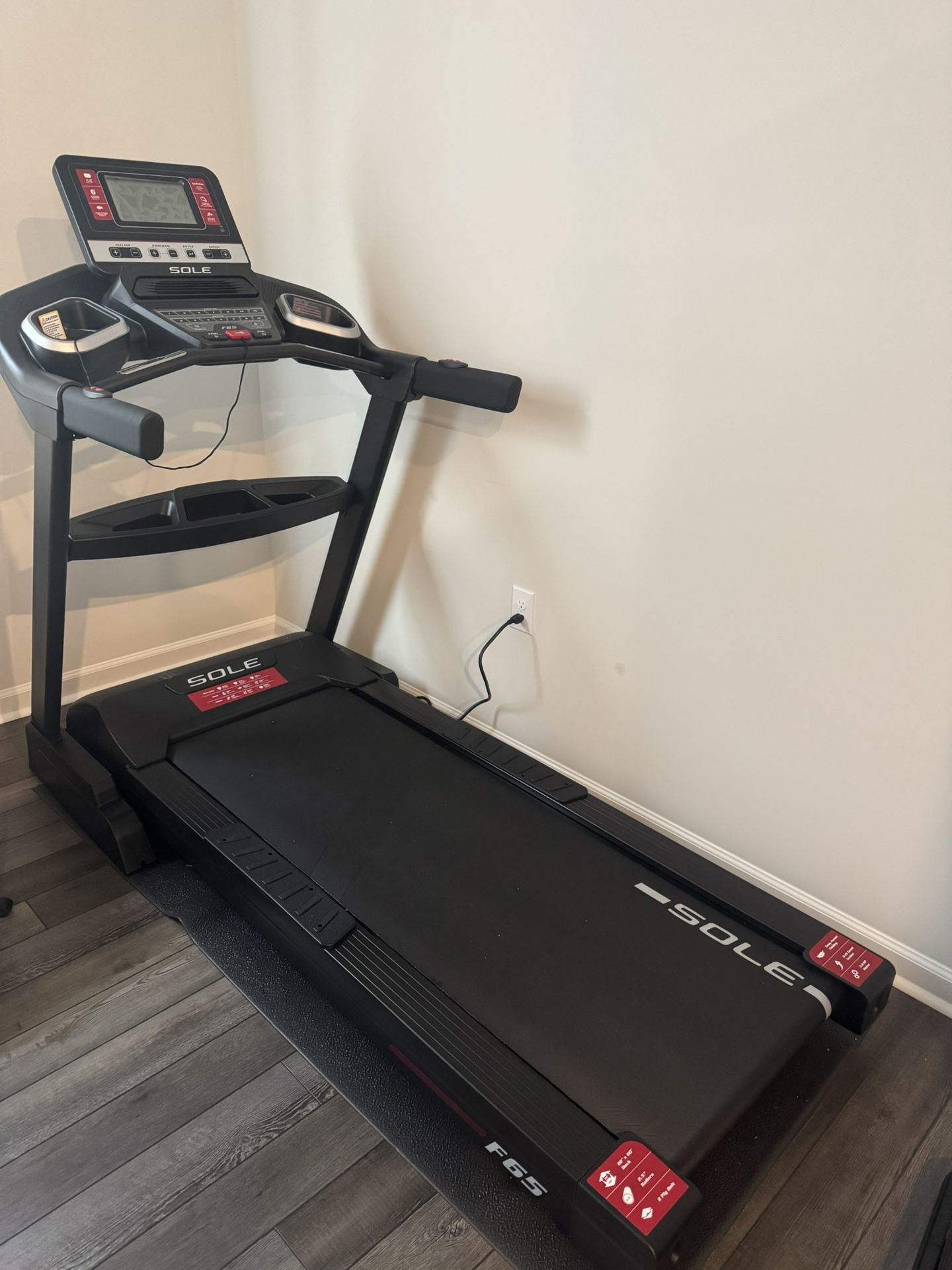 Brand New Sole F65 Treadmill (with incline)