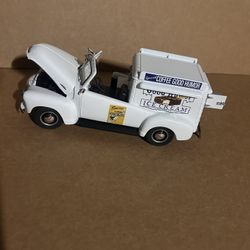 Diecast Danbury Mint Diecast Vehicle 1:24 Scale - 1953 Good Humor Ice Cream Truck