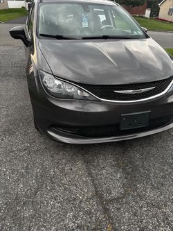 2021 Chrysler Voyager