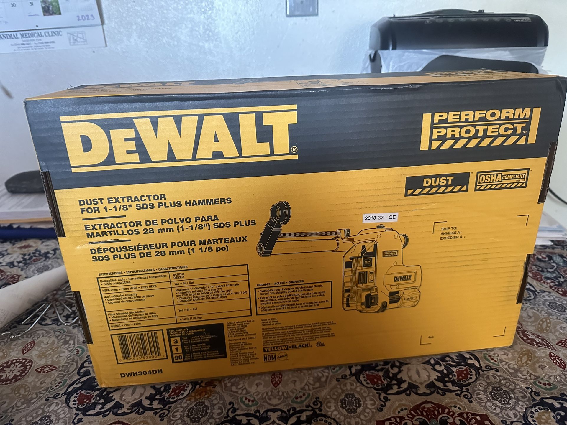 DEWALT Onboard Rotary Hammer Dust Extractor for 1-1/8-Inch SDS Plus Hammers (DWH304DH)