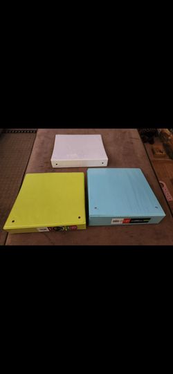 3 Binders new
