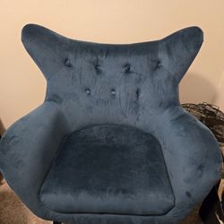 Teal Wingbacked Velvet Accent Chair