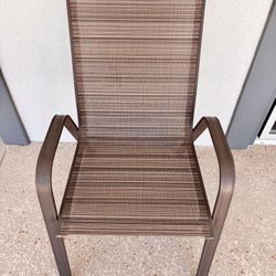 OUTDOOR CHAIR & FOLDING WOOD TABLE