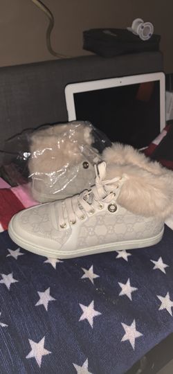 Gucci Size 7.5 Womens Hightops