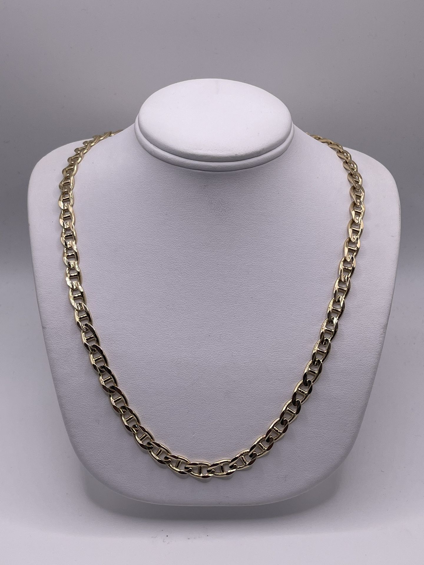 14kt Yellow Gold Mariner Link Chain