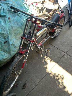 Schwinn stingray bike