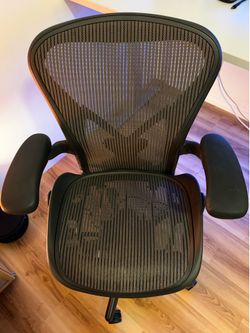 Herman Miller Aeron Size B with Posturefit