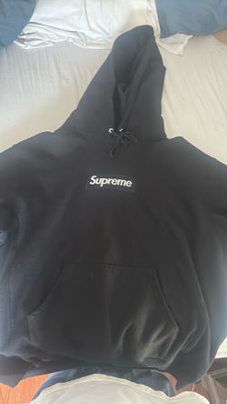 Black supreme hoodie, medium
