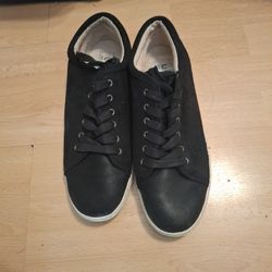 Mens UGG 10