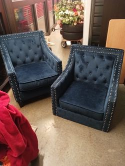 Hollywood Living Room Chairs 