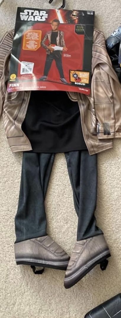 Boys Halloween Costume Small 3-5 New