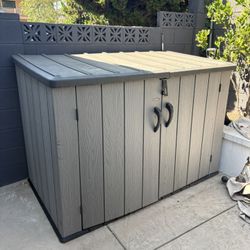 Lifetime Storage Shed