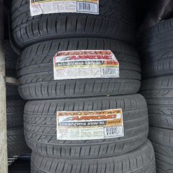 SET OF FOUR BRAND NEW TIRES 215/40/18 ARROYO GRANDSPORT A/S, INCLUDING MOUNT AND BALANCE, ASK ME FOR SIZES AND BRANDS
