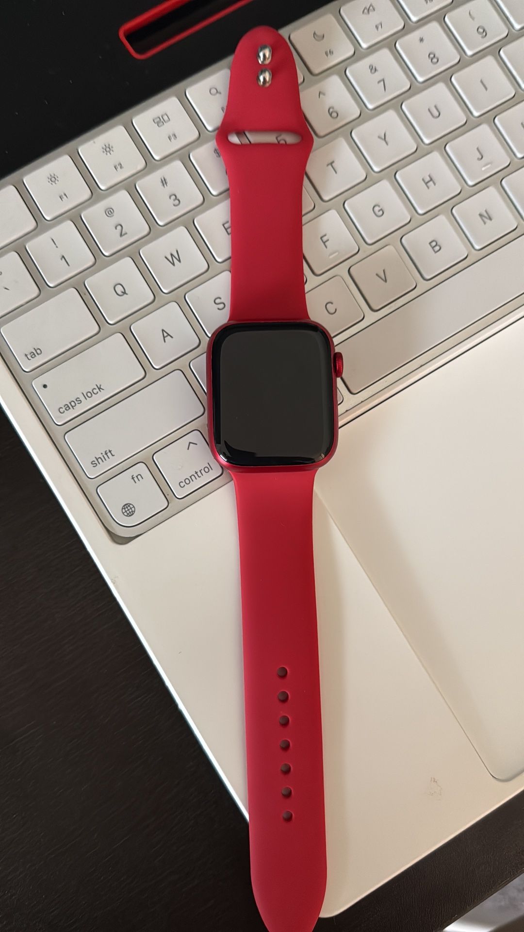 Apple Watch Series 9 45MM Product Red