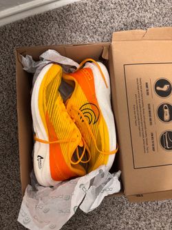 TOPO Athletic