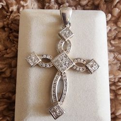STERLING SILVER 925
CLEAR CUBIC
ZIRCONIA CZ LARGE
CROSS PENDANT