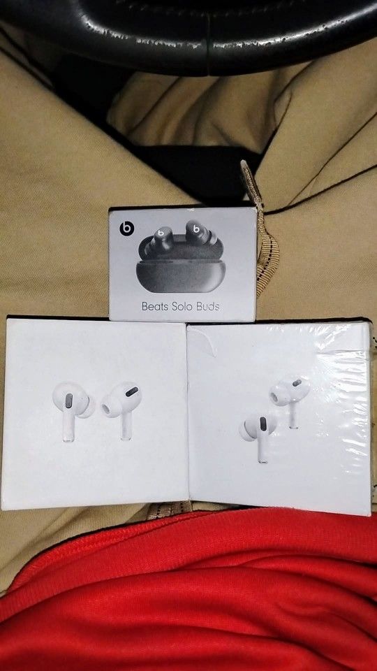 New Apple Airpods Pros 1 & 2 And Dre Beats Solo Earbuds Headphones