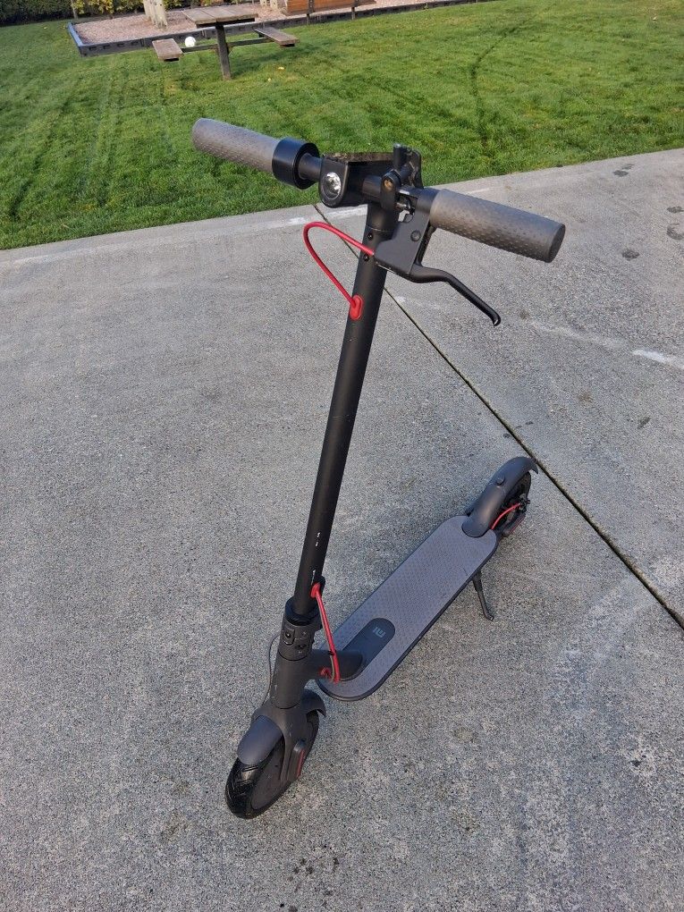 Mi Electric Scooter 42v