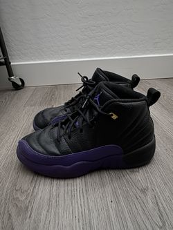 Kids Jordan 12 Retro Field Purple Size 2.5 Y