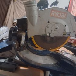 Ryobi Saw 