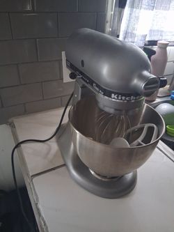 Kitchen aid classic plus mixer