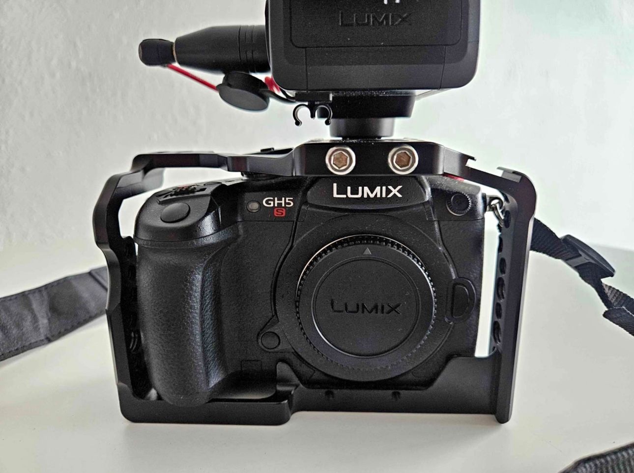 LUMIX Gh5s Camera