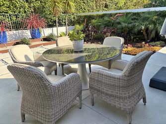 Luxury patio furniture