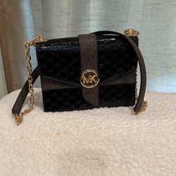 Michael Kors Brown With Black With Gold Chain 