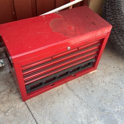 Tool Box Missing Bottom Drawers