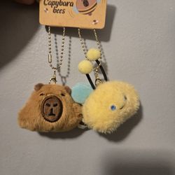 Capybara Bee Keychain