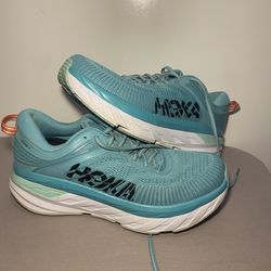 Hoka Women's Bondi 7 running shoe in the Aquarelle / Eggshell Blue Size 9.5