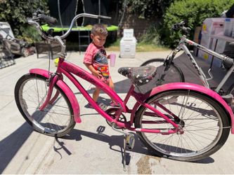 Hello kitty beach cruiser