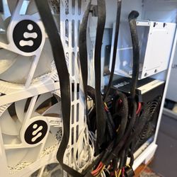 Gaming pc i3 12100f Rtx 3050 B550 Mb 32gb Ram 1tb Ssd