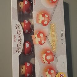 Mushroom Lighta New In Box. $7