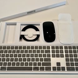 BRAND NEW: Apple Keyboard/Magic Mouse Combo