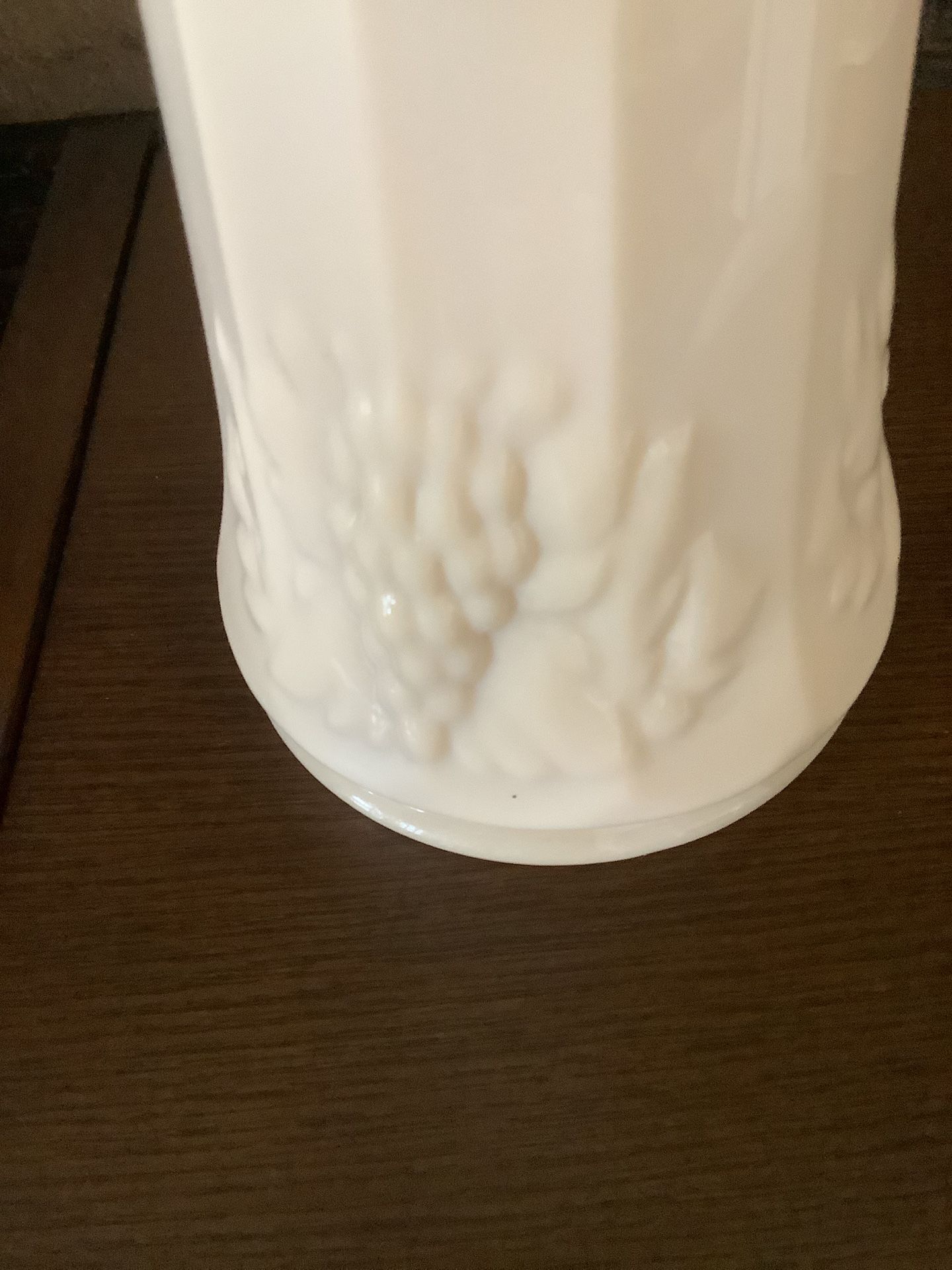 14 Inches Vintage Vase With White Silk Flowers Like New Round 7 1/2 Inches Made In Japan
