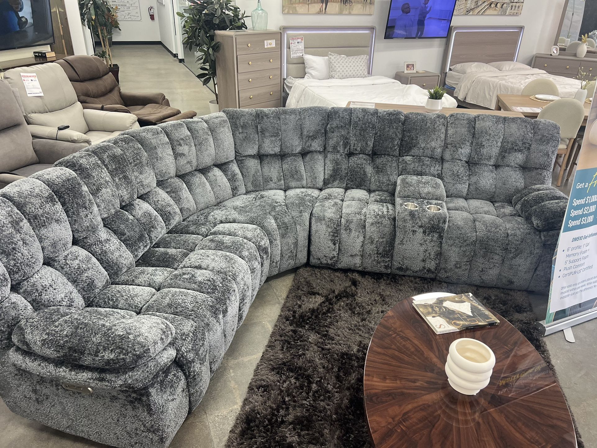 New Power Recliner Fabric Sectional Couch / Free Delivery
