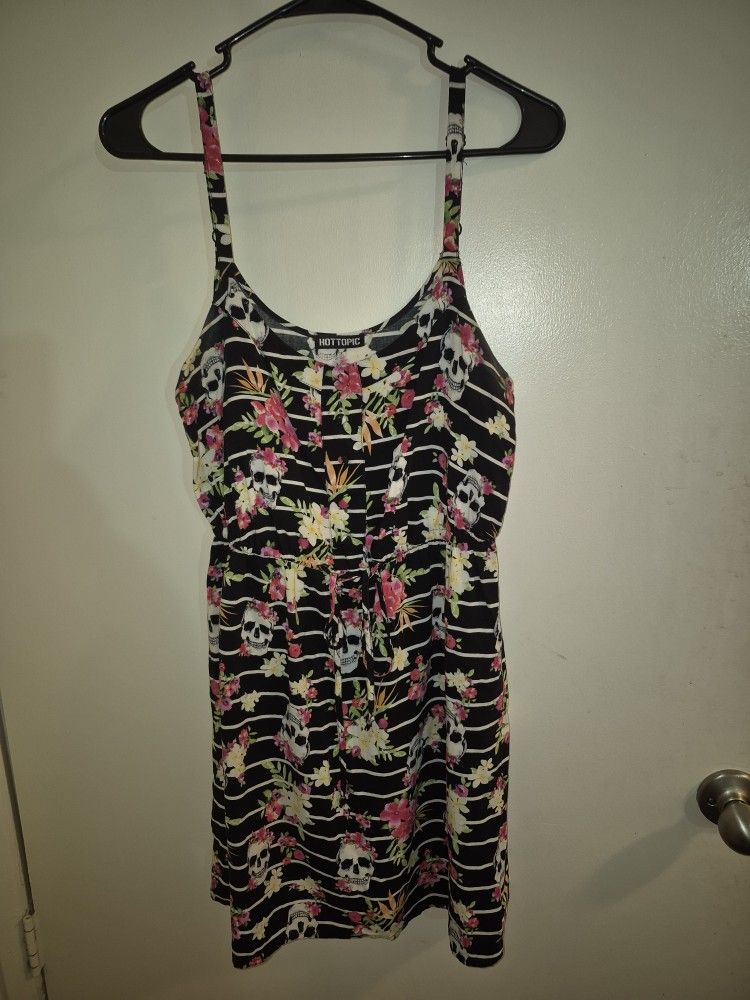 Hot Topic SKULL Sundress Sz M