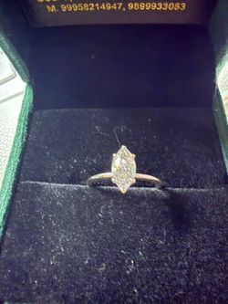 1ct Marquise Diamond ring