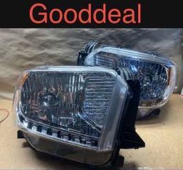 Oh20 Fit 2014-2017 Toyota Tundra chrome Headlight lampPair Lights Lamp Chrome