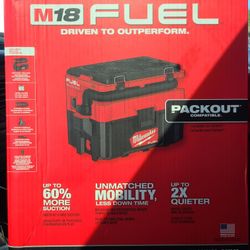 Milwaukee M18 FUEL PACKOUT 2.5 Gal Wet/Dry Vacuum (Tool Only)