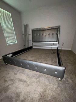 Sliver Posh Upholstered King SizeBed